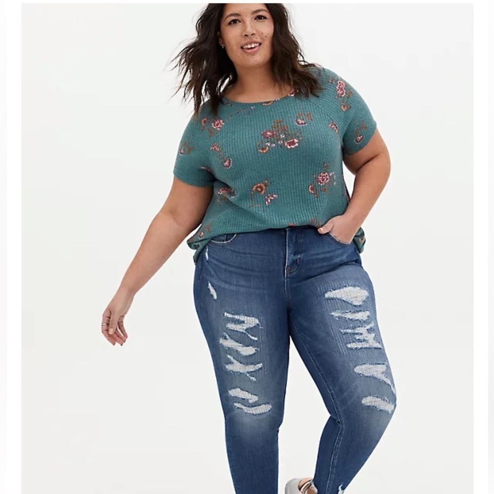 Torrid Classic Fit Waffle Crew Neck Raglan Tee shirt women’s plus size 5 5X EUC